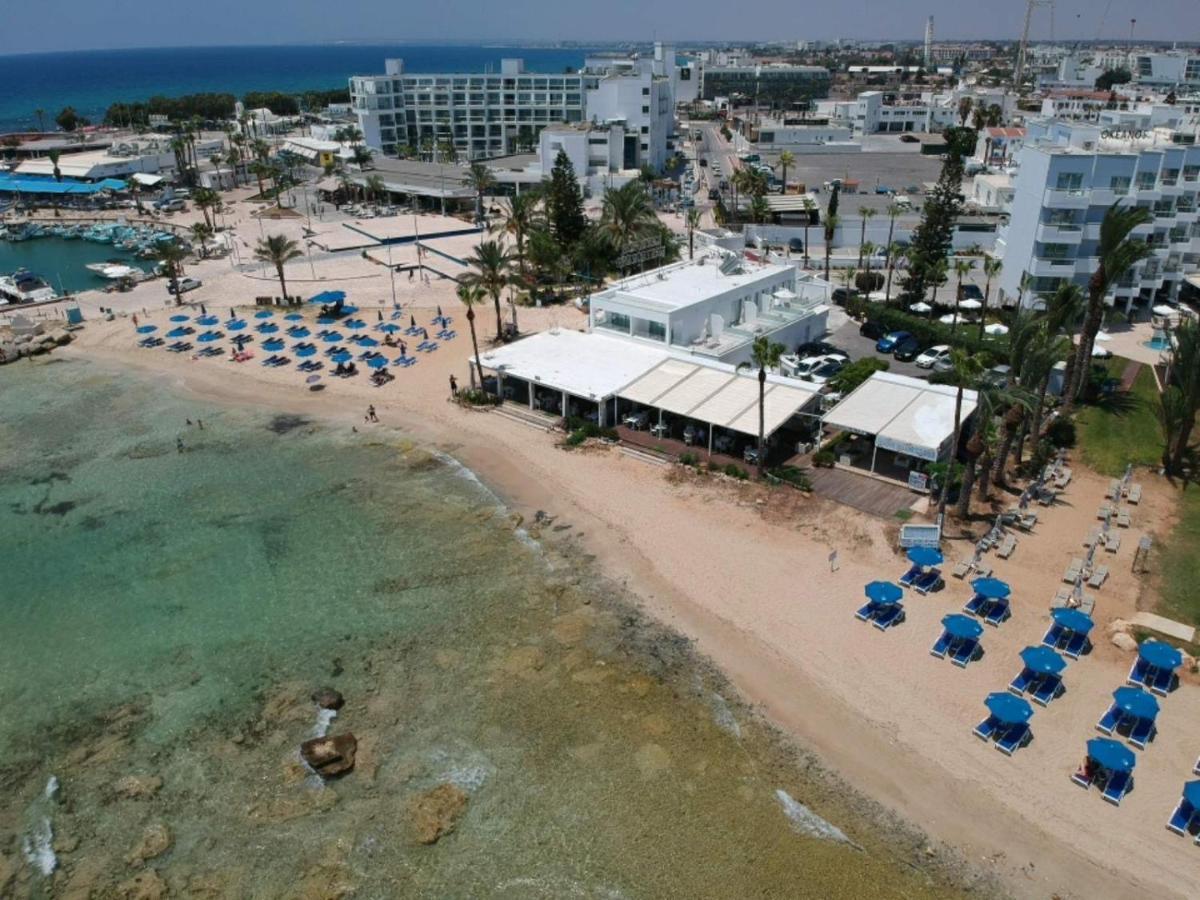 Karousos Beach Rooms Ayia Napa Bagian luar foto