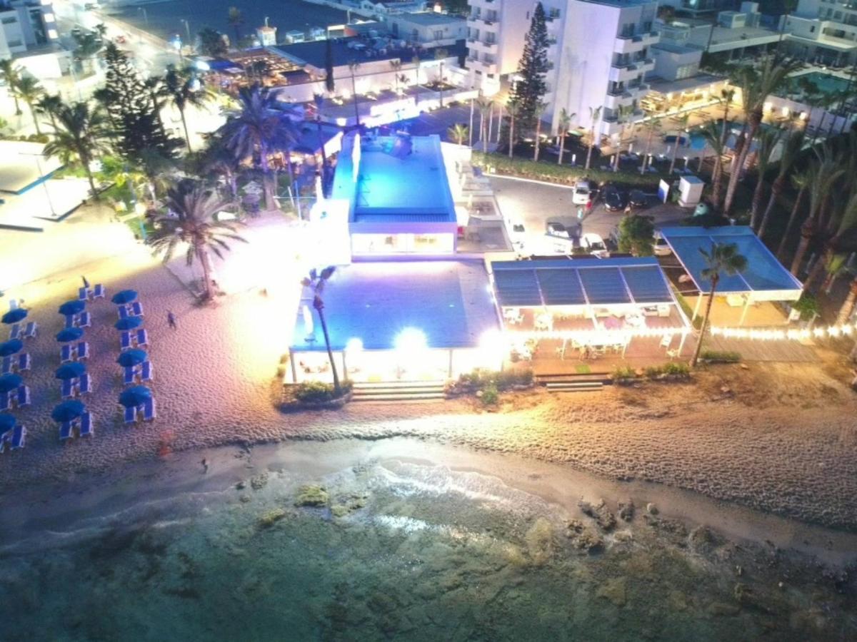 Karousos Beach Rooms Ayia Napa Bagian luar foto