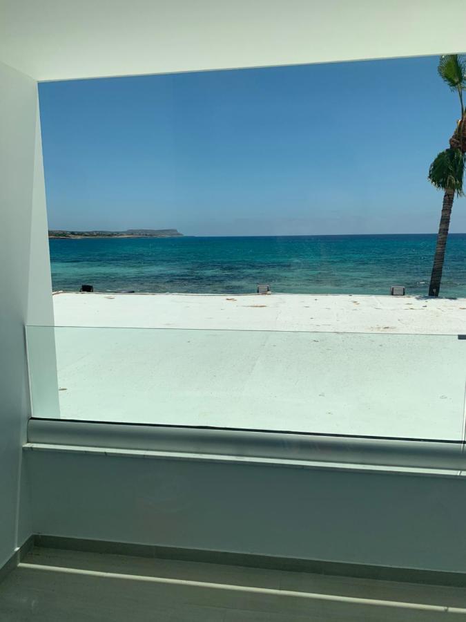 Karousos Beach Rooms Ayia Napa Bagian luar foto